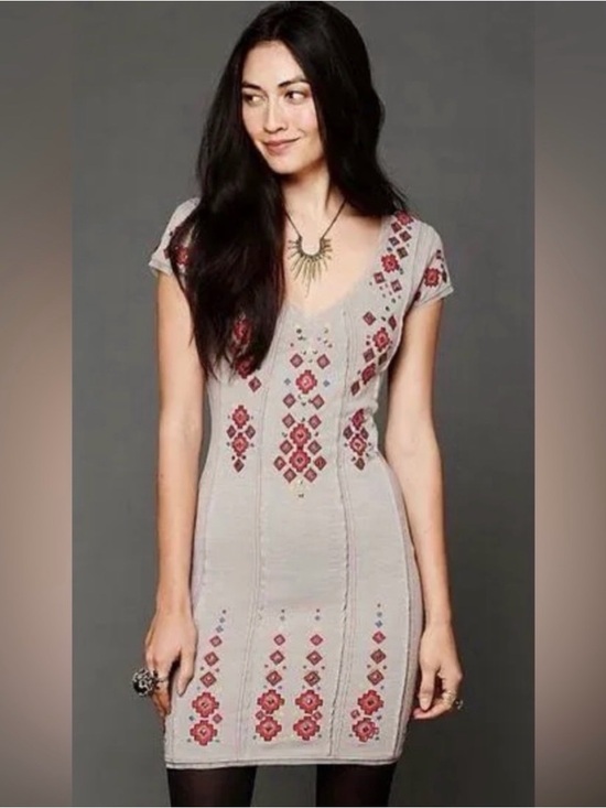 Free People Dresses & Skirts - Free People "Rich In Embroidery" mini xsmall dress